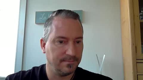 daytrader77 online show from 06/08/26, 09:42