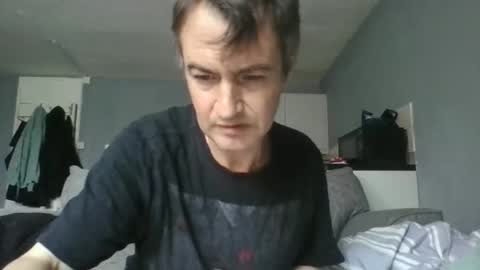 Dazzill online show from 10/27/25, 02:43