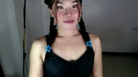 dazzzlingcarol online show from 07/10/26, 10:40