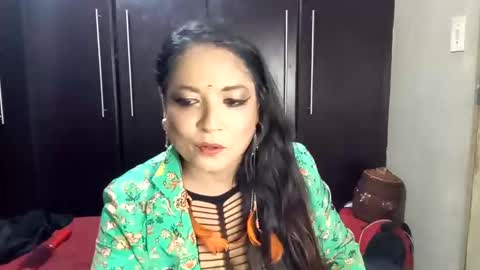 Snapshot of dbnpoizn chatting on 12/26/24, 07:38 dbnpoizn online show from 12/26/24, 07:38