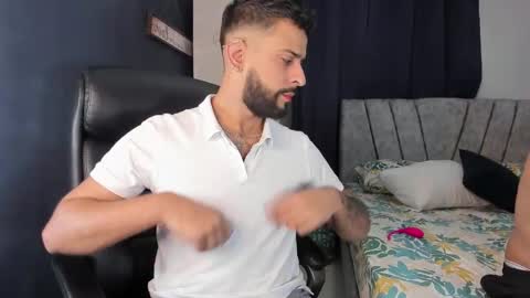 dcollins_ online show from 10/20/25, 03:51