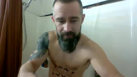 Snapshot of ddady22 chatting on 01/11/25, 02:30 ddady22 online show from 01/11/25, 02:30