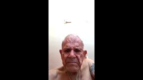 Snapshot of ddaldd chatting on 09/22/25, 04:42 NOLADon online show from 09/22/25, 04:42