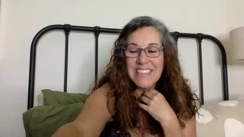 DDMolly online show from 10/14/25, 07:58