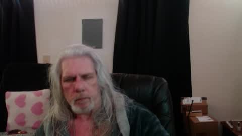 Snapshot of deaconoddeye chatting on 12/15/25, 08:29 deaconoddeye online show from 12/15/25, 08:29