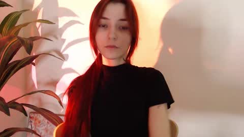 Snapshot of dead_girll chatting on 11/30/25, 01:31 freak online show from 11/30/25, 01:31