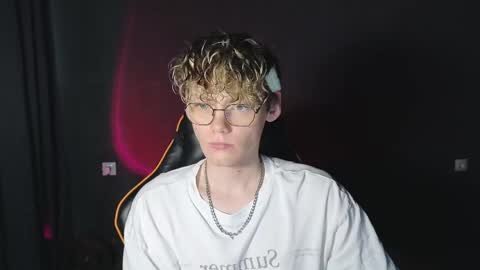 dear kirill online show from 04/19/26, 02:27