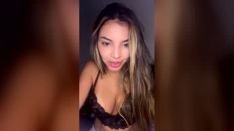 dearbela online show from 04/20/26, 11:02