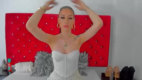 Snapshot of dearjasmine chatting on 11/30/25, 02:32 Jasmine online show from 11/30/25, 02:32