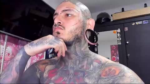    online show from 01/21/25, 12:04