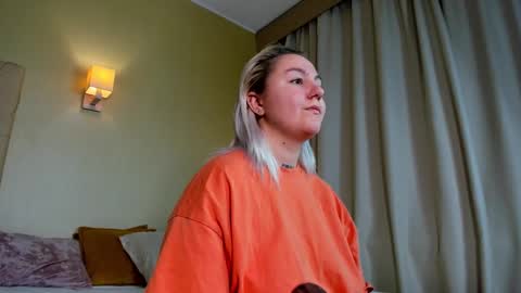 Debbie Mon Tue Fri Sun Sat GMT 3 1000am - 0400pm  online show from 12/08/24, 06:06