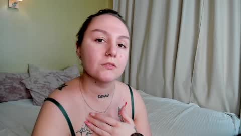 Debbie Mon Tue Fri Sun Sat GMT 3 1000am - 0400pm  online show from 12/28/24, 09:19