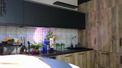 Snapshot of debihenks chatting on 03/02/26, 06:04 Eva online show from 03/02/26, 06:04