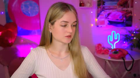 Debora online show from 03/10/25, 06:49