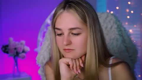 Debora online show from 09/11/25, 04:12