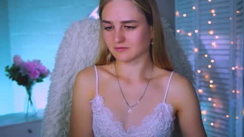 Debora online show from 09/25/25, 07:12