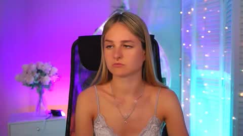 Debora online show from 03/27/26, 08:26