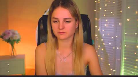 Snapshot of deboralarson chatting on 06/29/26, 02:40 Debora online show from 06/29/26, 02:40
