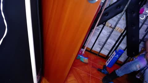 Snapshot of deborass_bdsm chatting on 12/30/24, 06:27 DEBORA online show from 12/30/24, 06:27