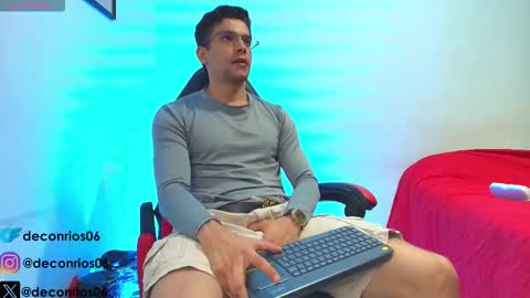 Santiago online show from 02/18/26, 03:02