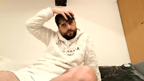 Snapshot of dedeich39 chatting on 11/27/25, 10:12 dedeich39 online show from 11/27/25, 10:12