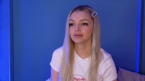 DeeaVIP online show from 02/16/26, 05:47