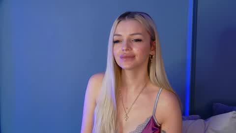 DeeaVIP online show from 02/18/26, 06:09