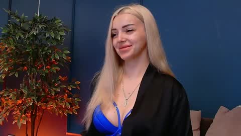 DeeaVIP online show from 04/06/26, 05:30