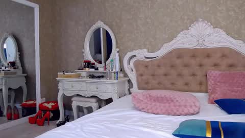 Snapshot of deenajay chatting on 06/29/26, 10:15 DeenaJay online show from 06/29/26, 10:15