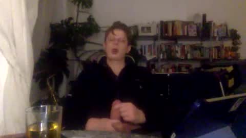 Snapshot of deep_long_vibes chatting on 10/19/25, 09:04 deep_long_vibes online show from 10/19/25, 09:04