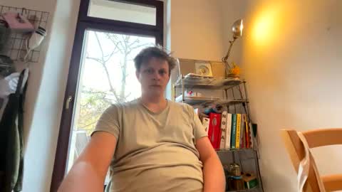 Snapshot of deep_long_vibes chatting on 11/25/25, 10:59 deep_long_vibes online show from 11/25/25, 10:59