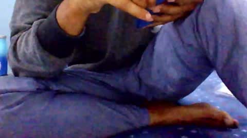 Snapshot of deepak4ualways chatting on 12/19/24, 06:01 sandy4umylove2014 online show from 12/19/24, 06:01