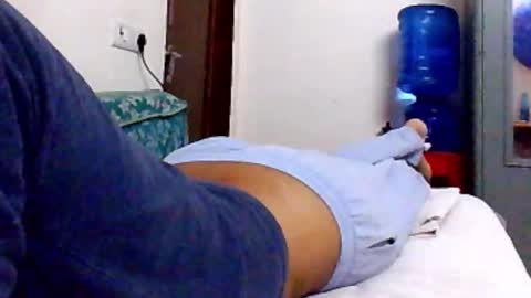 Snapshot of deepak4ualways chatting on 02/26/25, 05:28 sandy4umylove2014 online show from 02/26/25, 05:28