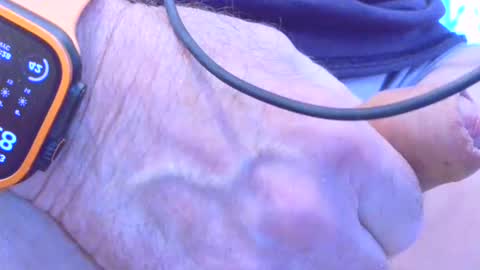 Snapshot of deepdiver3366 chatting on 04/13/26, 02:28 Dive Deep online show from 04/13/26, 02:28