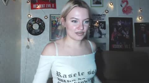 deepholedayss online show from 04/15/26, 09:27