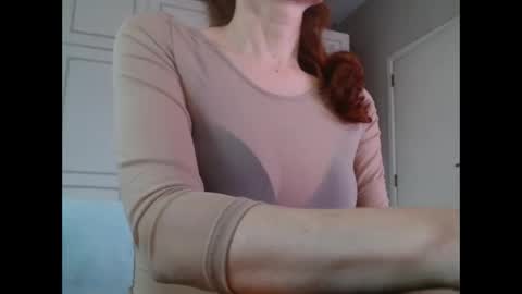 Snapshot of deessedivine chatting on 02/13/25, 03:03 KamiDevi online show from 02/13/25, 03:03