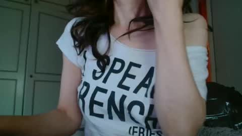 KamiDevi online show from 12/20/25, 03:19