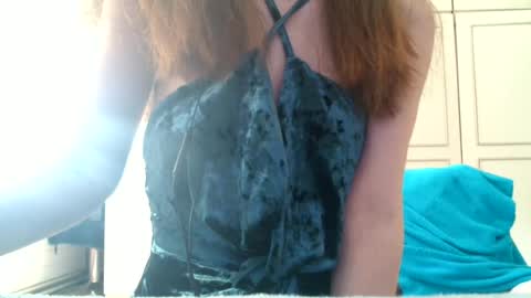 KamiDevi online show from 07/04/26, 12:33