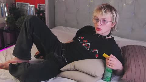 deficitt online show from 12/26/24, 11:35