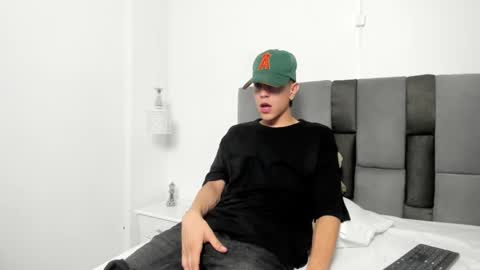 DEIVY online show from 02/14/25, 05:19