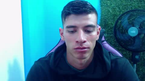 Snapshot of deiby_baby chatting on 12/20/24, 09:28 DEIBY online show from 12/20/24, 09:28