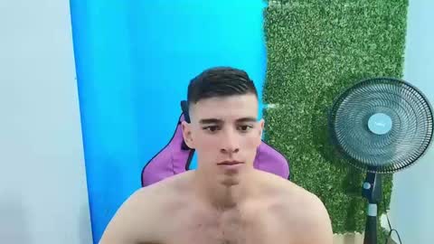 Snapshot of deiby_baby chatting on 02/10/25, 01:35 DEIBY online show from 02/10/25, 01:35