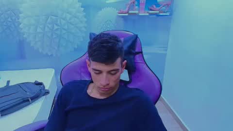 Snapshot of deiby_baby chatting on 11/19/25, 09:15 DEIBY online show from 11/19/25, 09:15