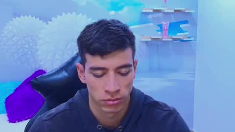 Snapshot of deiby_baby chatting on 11/30/25, 05:17 DEIBY online show from 11/30/25, 05:17