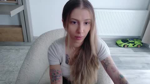 Snapshot of deidi_sweet chatting on 02/15/26, 10:36 Di online show from 02/15/26, 10:36