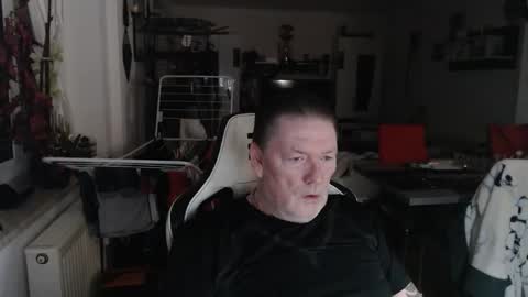 deinprinz2312 online show from 01/12/26, 05:34