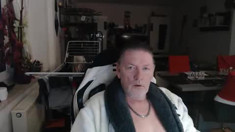 deinprinz2312 online show from 01/13/26, 04:51