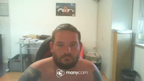 Snapshot of deinspielzeug87 chatting on 07/01/26, 12:51 deinspielzeug87 online show from 07/01/26, 12:51