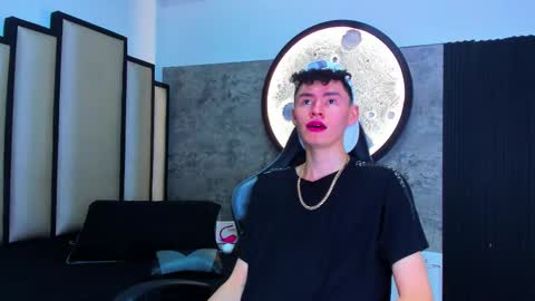 Snapshot of deivid_oficial20 chatting on 10/28/25, 07:27 Deivid online show from 10/28/25, 07:27