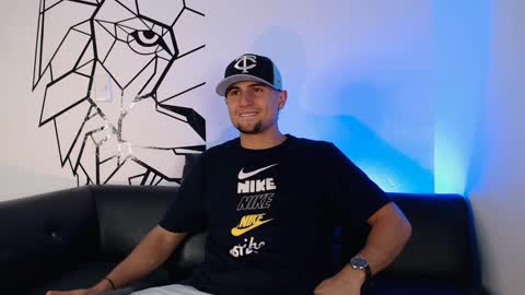  DEIVY  online show from 02/03/25, 04:25